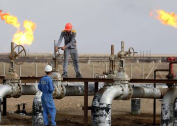 أنبوب النفط إلى ينبع يعود إلى الواجهة.. بغداد تهيئ ملفات زيارة الزيدي للسعودية والكويت