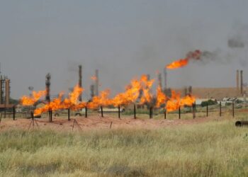 حقول كركوك تحت إدارة مشتركة مع “BP”.. العراق يستهدف 450 ألف برميل يومياً