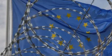 بعد أمريكا.. دول أوروبية تتحرك لترحيل المهاجرين إلى دول ثالثة