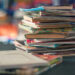 مع استمرار أزمة توزيع الكتب.. التربية تلجأ إلى نشر المناهج الدراسية الجديدة إلكترونياً