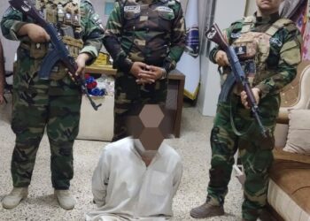 إثر خلاف على سياج زراعي.. شخص يقتل 3 من عائلته وشرطة ذي قار تعتقله
