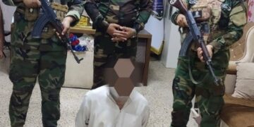 إثر خلاف على سياج زراعي.. شخص يقتل 3 من عائلته وشرطة ذي قار تعتقله