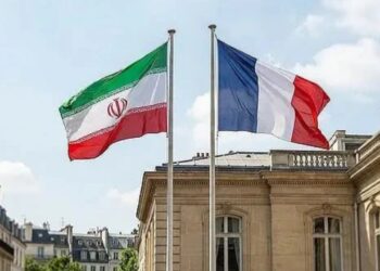 فرنسا تستدعي سفير إيران احتجاجاً على “حملة تضليل” بشأن الحراك الطلابي