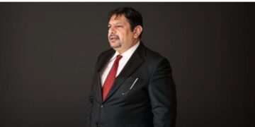 يوم السيادة.. من وضع العلم الأميركي تحت العجلات ؟