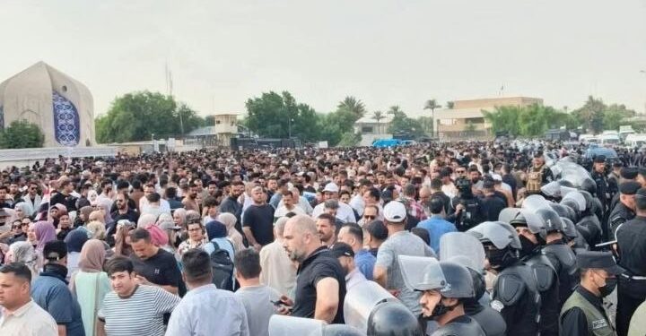 تظاهرات التعيين تعود إلى بغداد.. عمليات العاصمة تؤمّن مسارات الخريجين