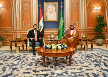 الزيدي وبن سلمان يبحثان أمن المنطقة وتنسيق الجهود بين العراق والسعودية