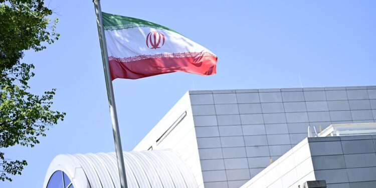 طهران تعرض المساعدة لتسوية الخلافات بين السعودية والحوثيين