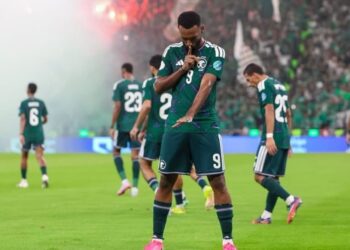 بعد غياب 23 عامًا.. المنتخب السعودي يهزم الإمارات ويُتوج بطلًا لخليجي 27