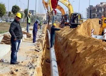 بغداد تبحث عن بديل للاستيراد.. البطاريات المستهلكة وأغطية المجاري تدخل خطط الإنتاج المحلي
