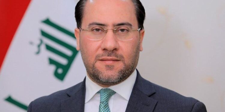 الصحاف يعلن إعادة 6 عراقيين دخلوا ليبيا بشكل غير شرعي