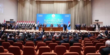 «نحن هيئة رئاسة».. أول اختبار للزيدي داخل حكومته يفتح باب تقاسم السلطة