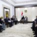 الزيدي يبحث مع وفدي توتال إنرجيز وكونوكو فيليبس زيادة إنتاج النفط والغاز في البصرة
