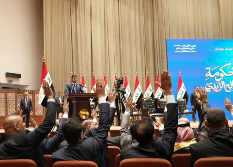 الإطار يبارك استكمال الكابينة الوزارية.. والخزعلي بتصريح مفاجئ: “الحكومة لم تكتمل بعد مع الأسف”