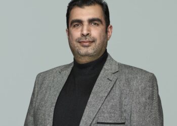 التحول الرقمي للمناهج المدرسية في العراق.. من المنصة الوطنية إلى صناعة الأجهزة التعليمية