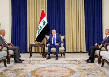 آميدي والشمري يبحثان تطوير القدرات العسكرية ورفع جاهزية القوات المسلحة