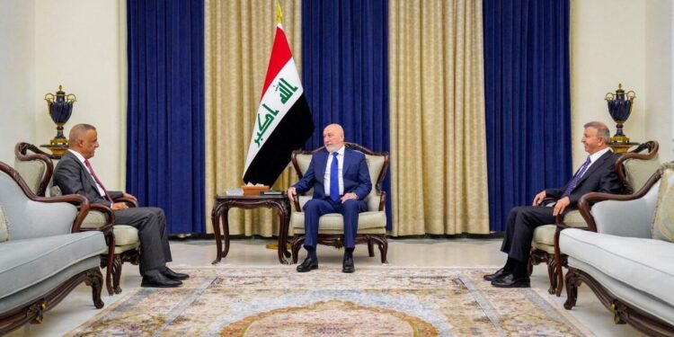 آميدي والشمري يبحثان تطوير القدرات العسكرية ورفع جاهزية القوات المسلحة
