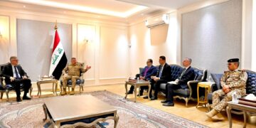 العراق والأمم المتحدة يبحثان إزالة الألغام والمخلفات الحربية وتعزيز التعاون الأمني
