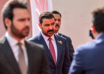 من عمّان إلى دمشق.. الزيدي يواصل تحركاته الإقليمية بزيارة رسمية إلى سوريا