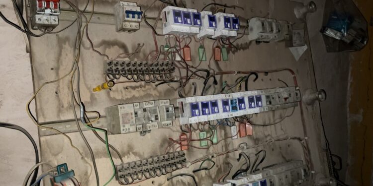 مجلس بغداد يستعد لإطلاق تطبيق “مولّدتي” لتنظيم أجور المولدات الأهلية