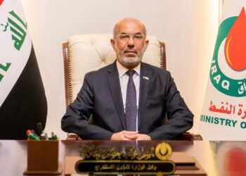 وزارة النفط تتحرك لتعيين خريجي المعاهد.. التوسع الإنتاجي يضع ملفهم أمام الحكومة