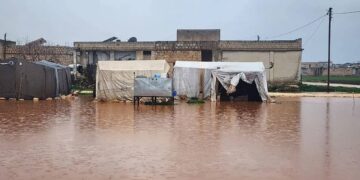 سوريا تحت وطأة السيول… 5 وفيات ومفقودون وطرق مغلقة