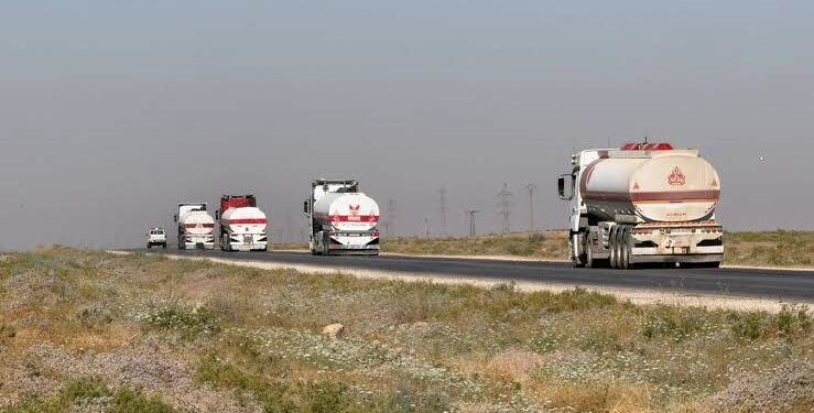 بغداد تتجاوز هرمز.. نحو 1000 شاحنة محملة بالنفط العراقي إلى سوريا يومياً