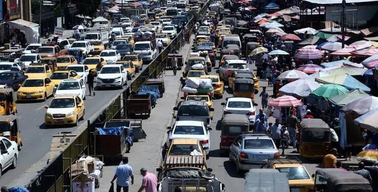 لتسهيل حركة الموظفين والطلبة.. بغداد تتجه لتحديد توقيتات زمنية لدخول الشاحنات