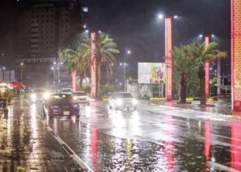 الغبار يعود الأحد.. أمطار وعواصف رعدية في العراق حتى ظهر السبت