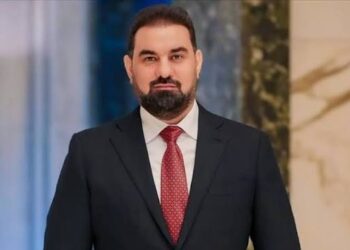 الحلبوسي يتعهد بدعم متطلبات وزارتي التربية والتعليم