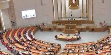 بأغلبية الثلثين.. البرلمان المصري يوافق على تفويض السيسي لتعزيز الدفاعات السعودية