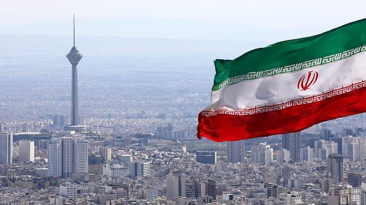 إيران تعرض المساعدة لبدء محادثات بين السعودية والحوثيين وسط تصاعد التوترات