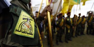 بعد زيارته للسعودية.. كتائب حزب الله تتحدى قرارات الزيدي بذرائع عن مواقفه من القضايا الإقليمية
