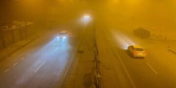 عاصفة ترابية تخنق مدن العراق.. حالات اختناق في الأنبار والأنواء تتوقع زوالها خلال ساعات