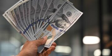 سعر الصرف الجديد في العراق.. متنفس للموازنة أم ضغط إضافي على الأسعار والقوة الشرائية؟