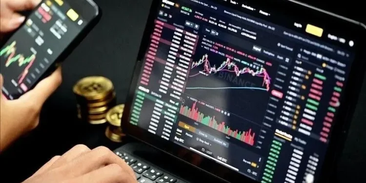 اختراق “بينانس” يضرب سوق العملات الرقمية.. “بتكوين” تهبط إلى ما دون 78 ألف دولار