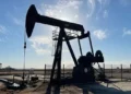 وسط مخاوف الإمدادات.. النفط يتجاوز 110 دولارات للبرميل