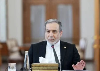 إيران تدعو العراق لتجاوز القيود الأمريكية واستئناف الرحلات الجوية بين البلدين